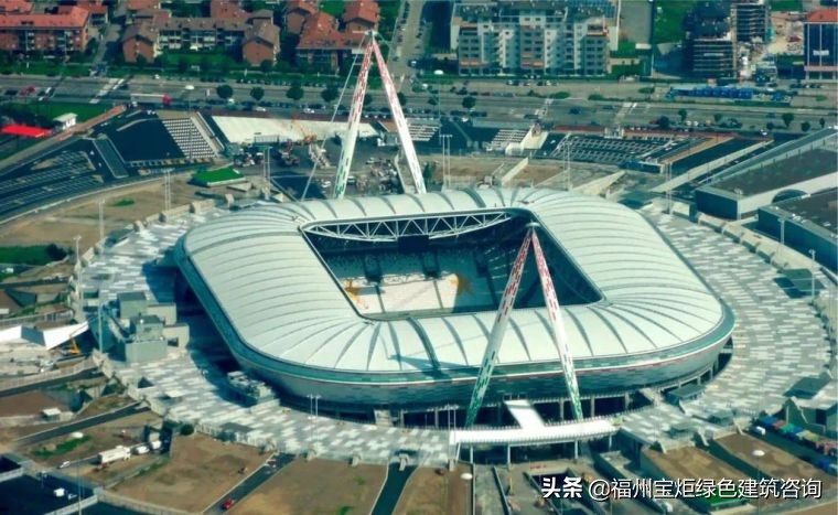 足球场顶篷,世界足球场的建造全过程