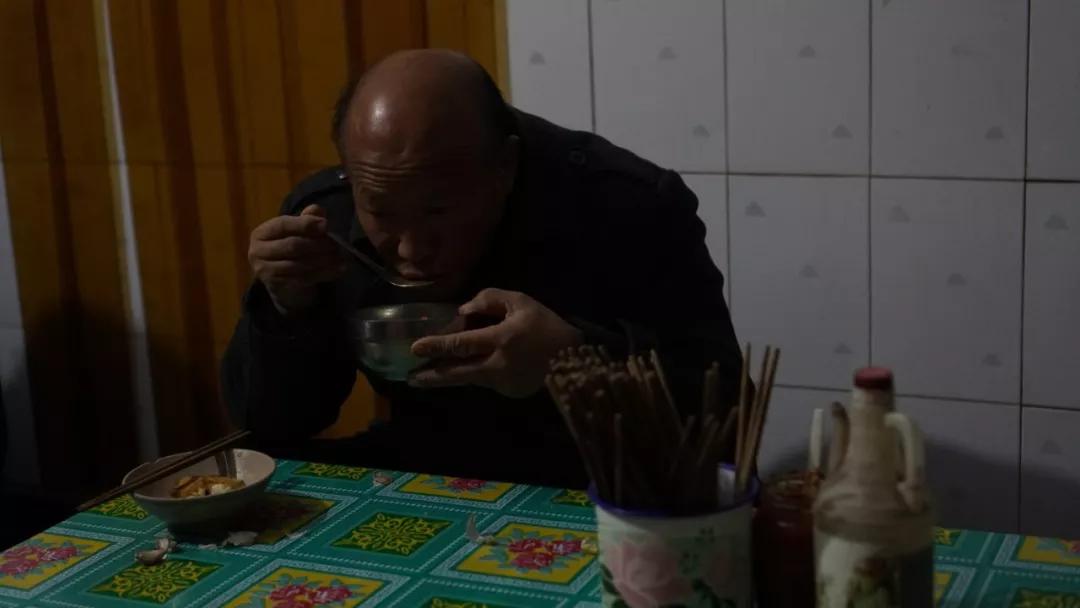 荥阳古城前世今生,荥阳火车站以前辉煌的样子