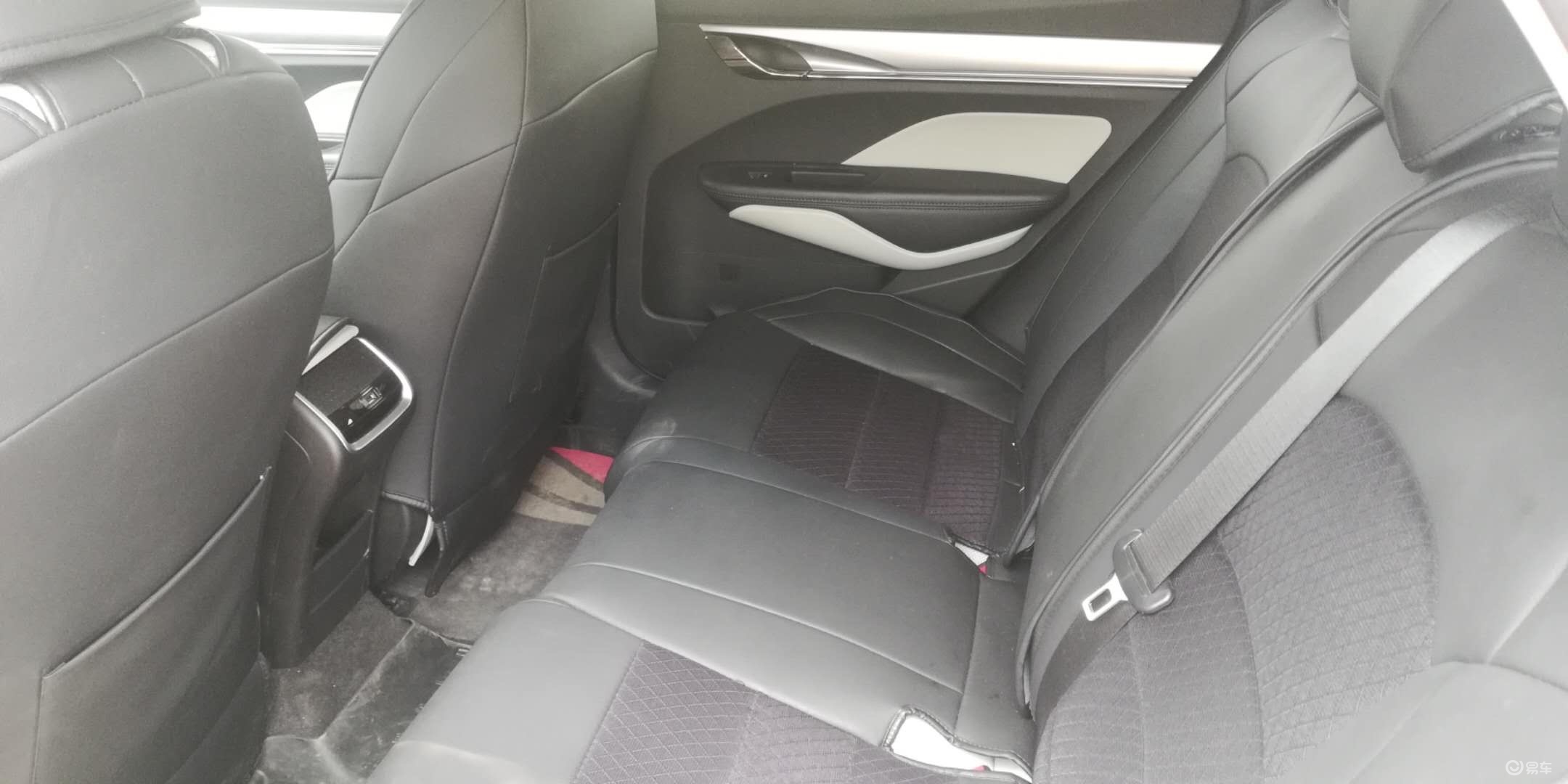 吉利缤瑞测评内饰,吉利缤瑞车主用车感受