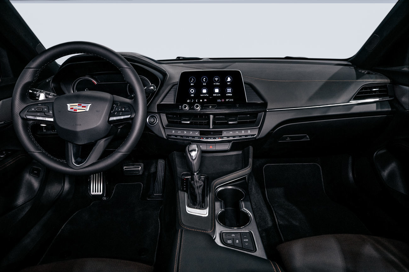 凯迪拉克ct42021风尚二手,凯迪拉克CT4原神限量版上市