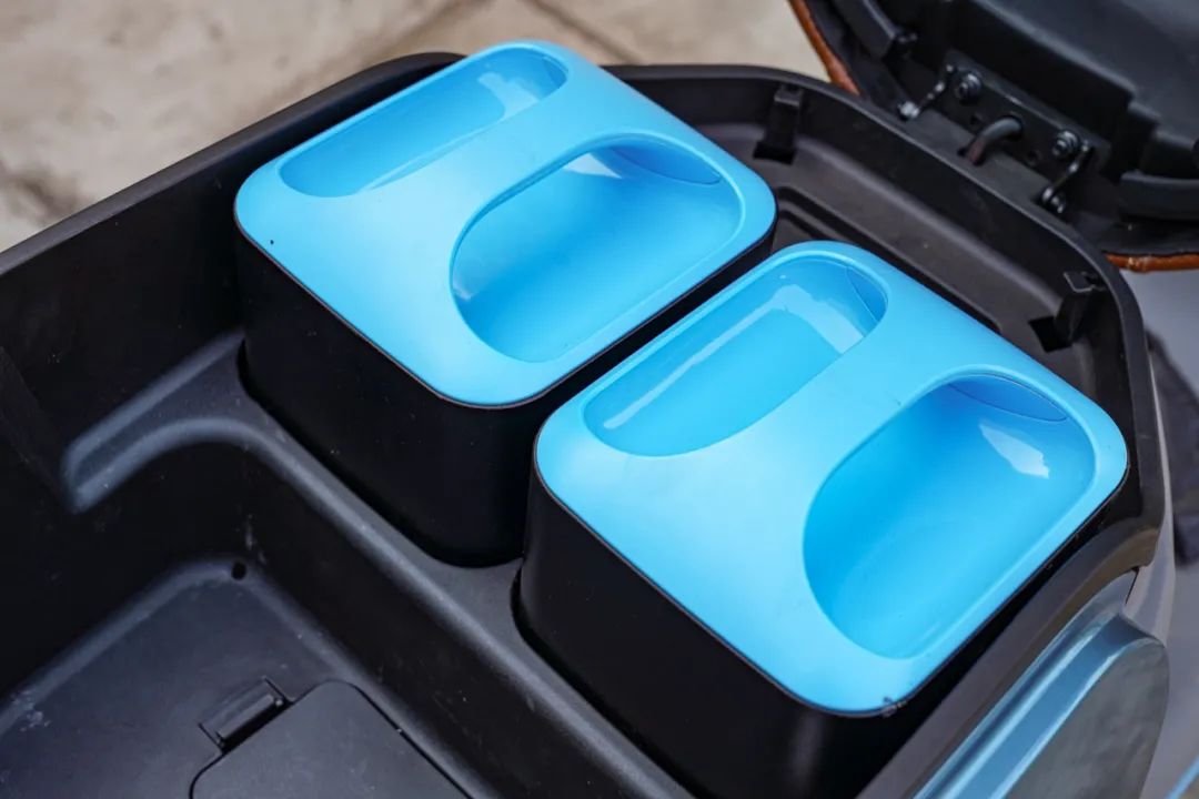 蓝鲨r1电摩官网,蓝鲨智能电摩r1