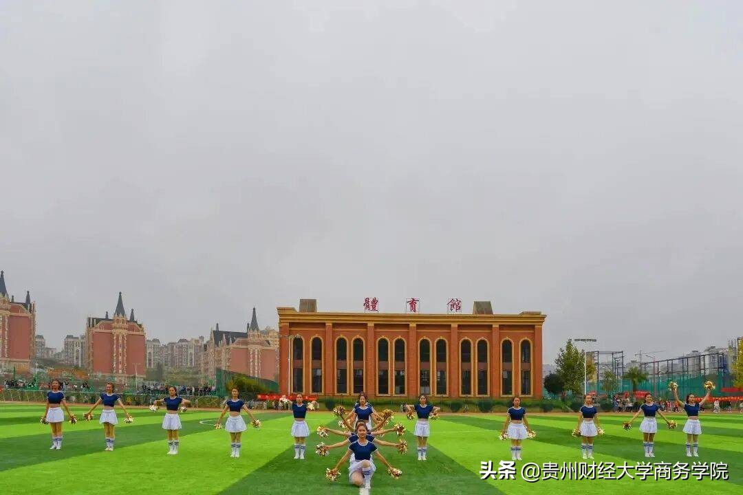 构建校园足球文化做新时代追梦人,校园足球不忘初心砥砺前行