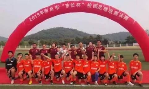 暑假也没闲着学习,暑假孩子也没有空闲时间