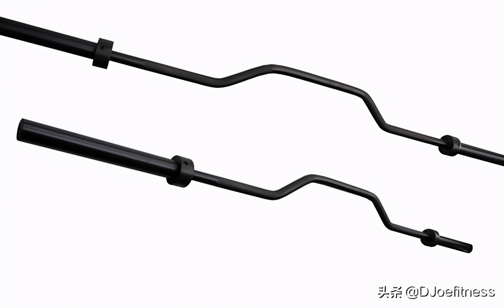 在健身房里练杠铃哑铃的正确动作,健身器械是练习轻的还是重的