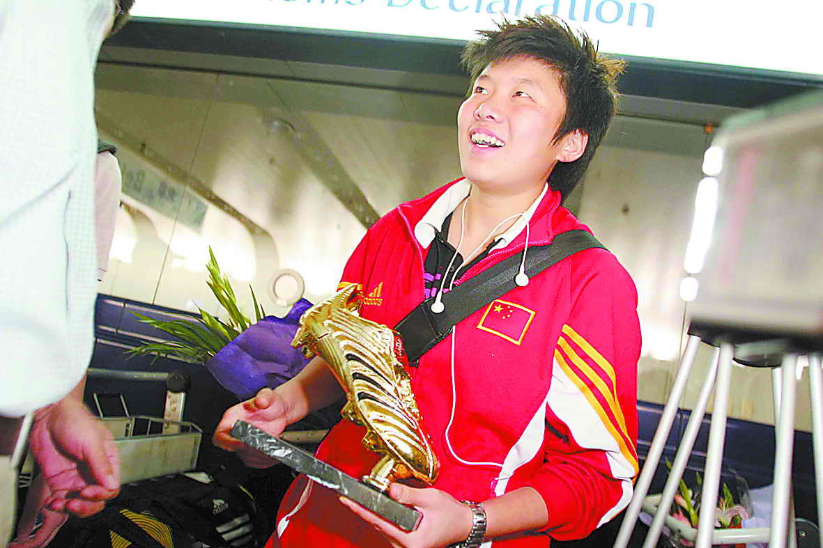 中国女足时隔16年重夺亚洲冠军,前中国女足