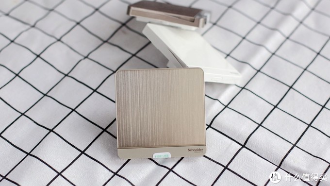 施耐德绎尚开关带小夜灯,施耐德绎尚智能插座