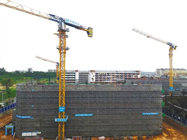 《海南日报》报道儋州:古郡现代化,宜居又宜业!