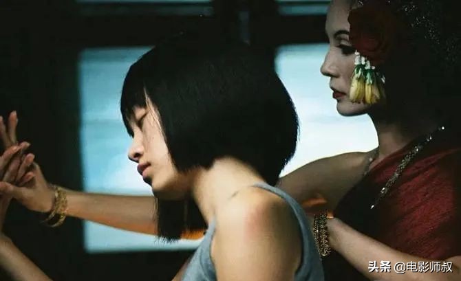 背后凉飕飕的恐怖片,看完让人背后发凉的韩国恐怖电影