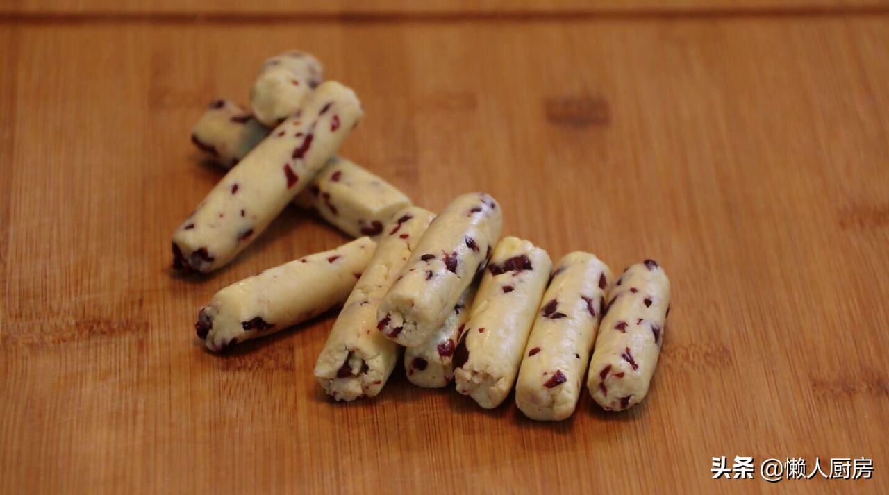 宝宝喝不完的奶粉能做什么好吃的,以前的奶粉不吃怎么转新奶粉