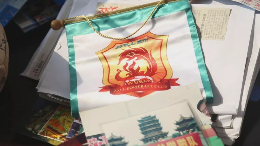 为武汉足球70年文化收藏展助阵,武汉70年代足球队