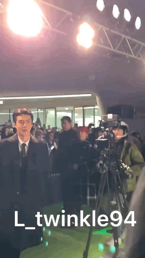 南韩神颜金发女爱豆宋雨琦,南韩第一代神颜男爱豆是谁