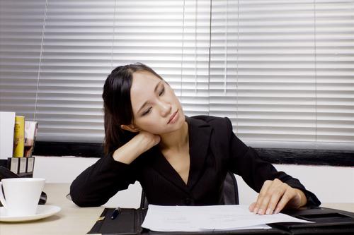 3个动作帮你缓解久坐腰酸背痛,10个动作改善腰背肌