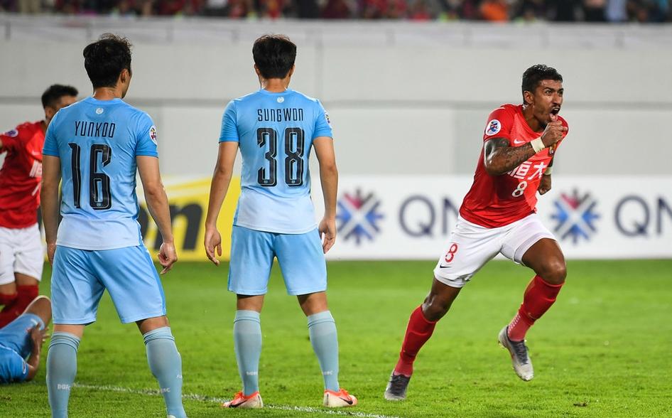 保利尼奥对卡纳瓦罗,保利尼奥绝杀瓦伦西亚