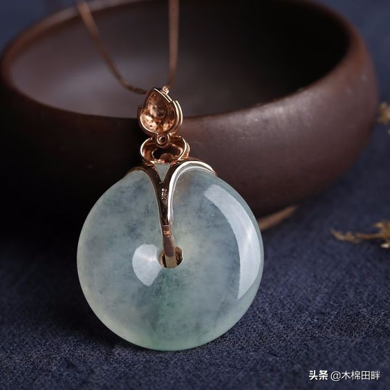 有哪些宝石首饰值得购买,首饰上的宝石值得买吗