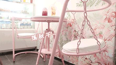 火爆珠三角的网红奶茶店来了，还带着宫崎骏设计的杯子！