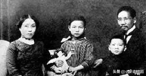 中国现代史上第一位教育总长蔡元培先生：其生也荣，其死也哀