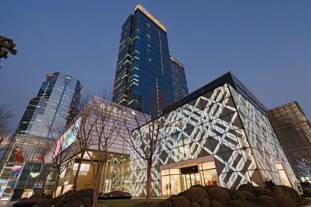 太古里万象城哪个高端,太古汇和万象城哪个更高端