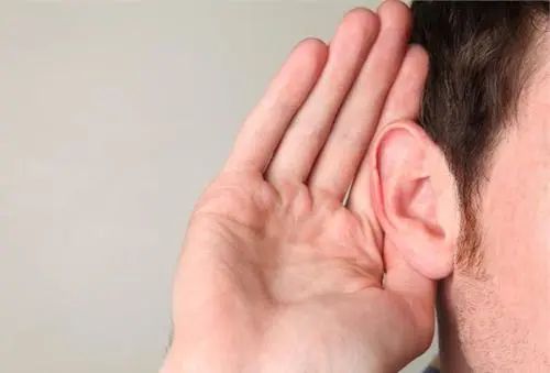 养护耳朵的三个方法,保健耳朵的最佳方法