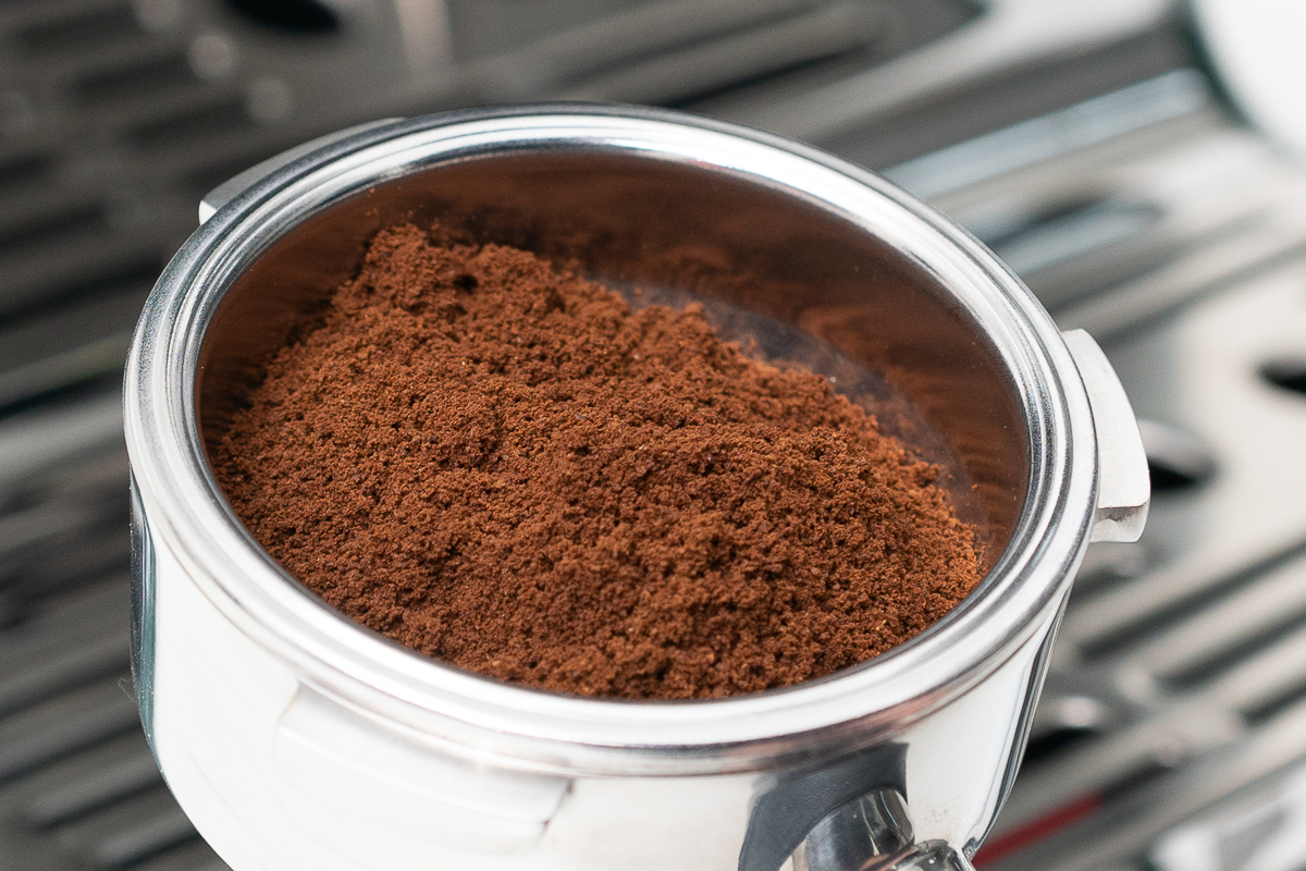 半自动意式咖啡胶囊咖啡机哪个好,胶囊咖啡机半自动和全自动的区别