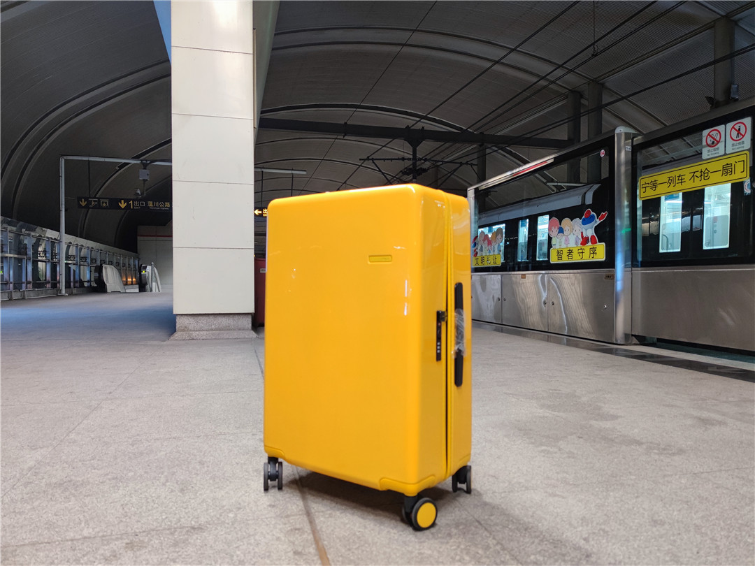 悠启eva磁吸旅行箱,悠启旅行箱