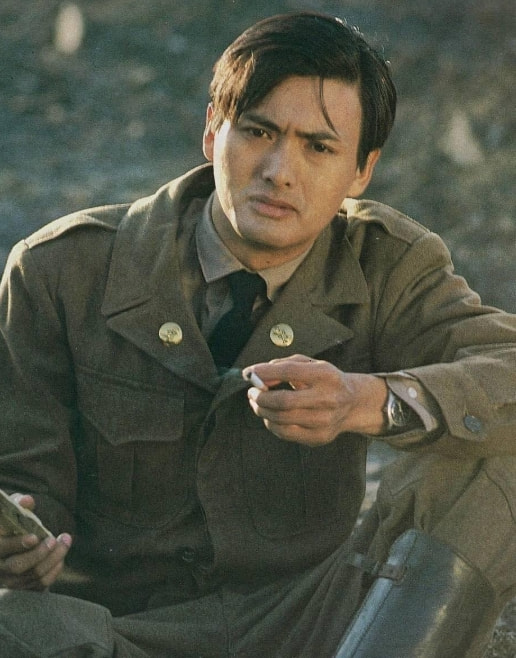 周润发的坎坷之路，曾事业爱情双双陷入低谷，吞食消毒液“自杀”