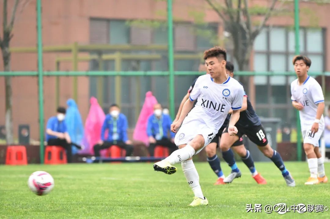 打进制胜进球程兵从业余足球到职业足球走了18年的路