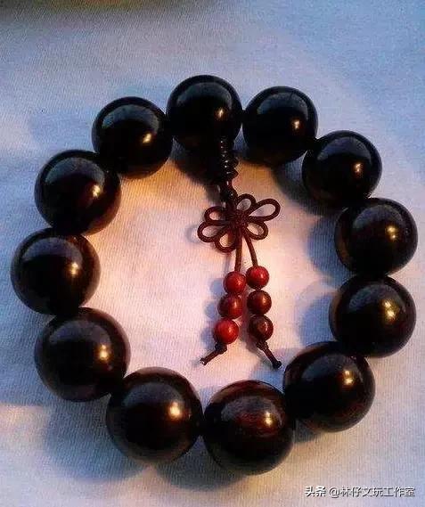 佛珠手串中间绳结打法,小佛珠手串怎么穿绳打结