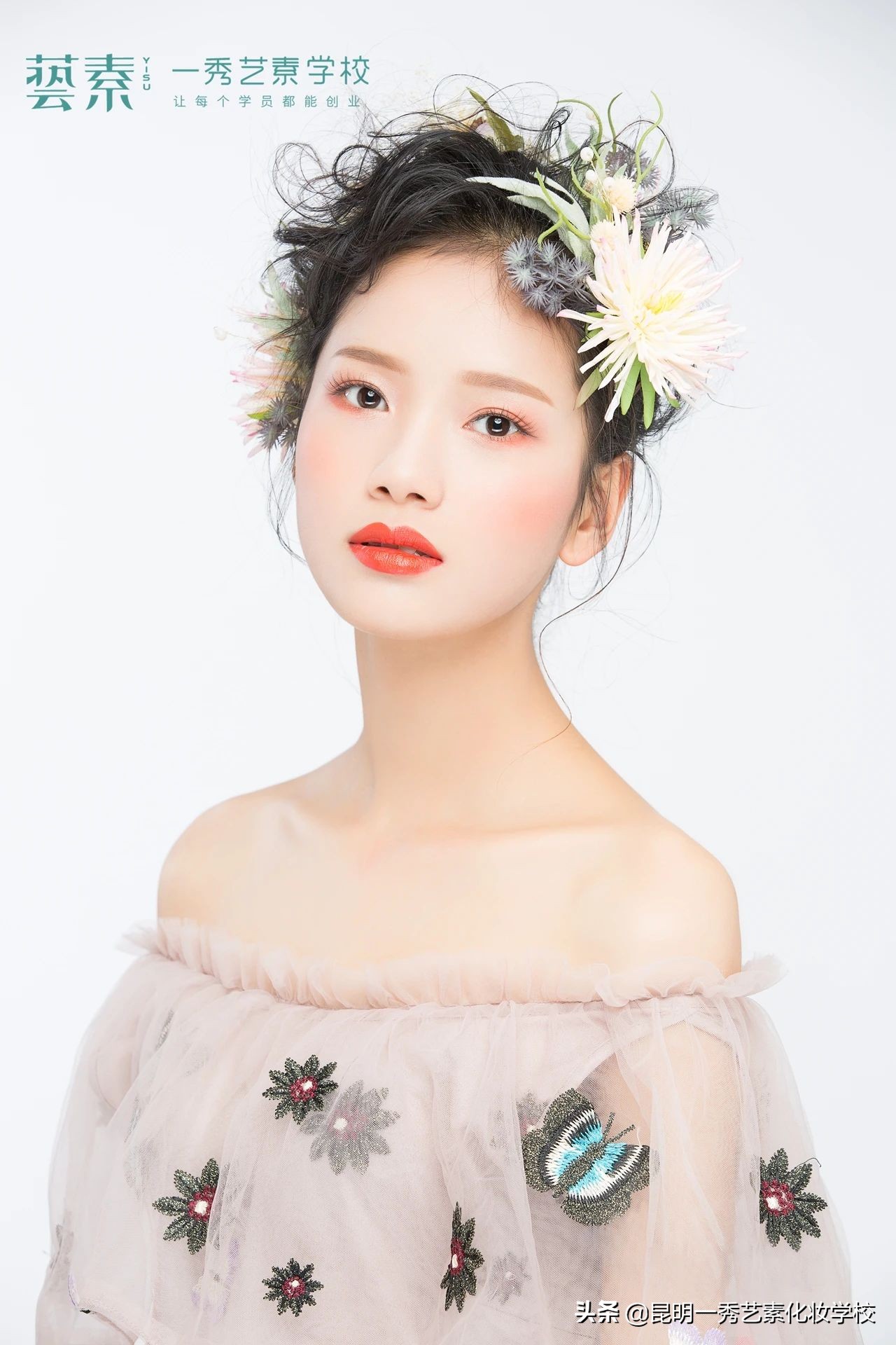 专业新娘妆化妆师必备物品清单,新娘跟妆的正确接单方法