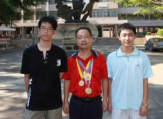 深圳中学7人被清华录取,深圳中学20人保送清华