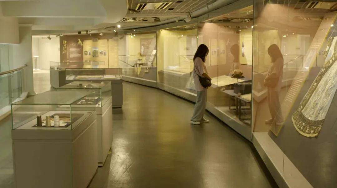 慈禧太后的穿戴,慈禧驾崩时穿的衣服