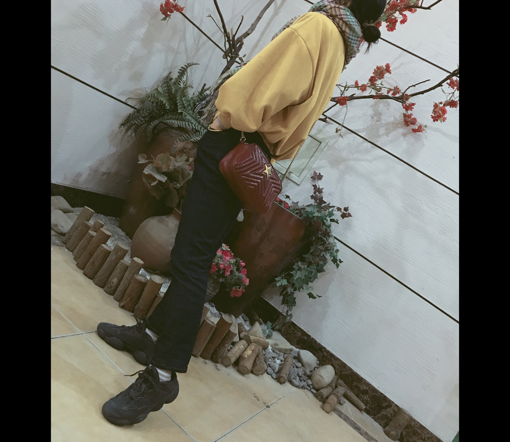 300多人抢购限量鞋,几万人抢aj