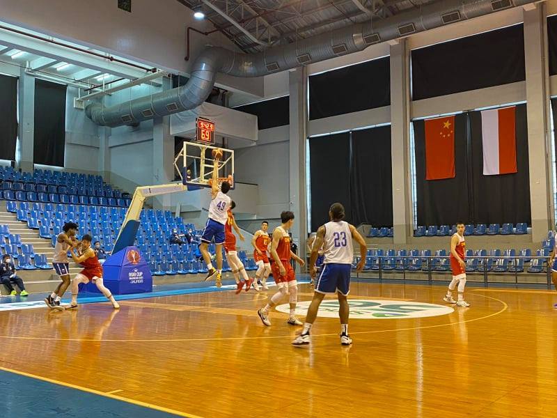 赵继伟力挽狂澜,赵继伟拼尽全力救球