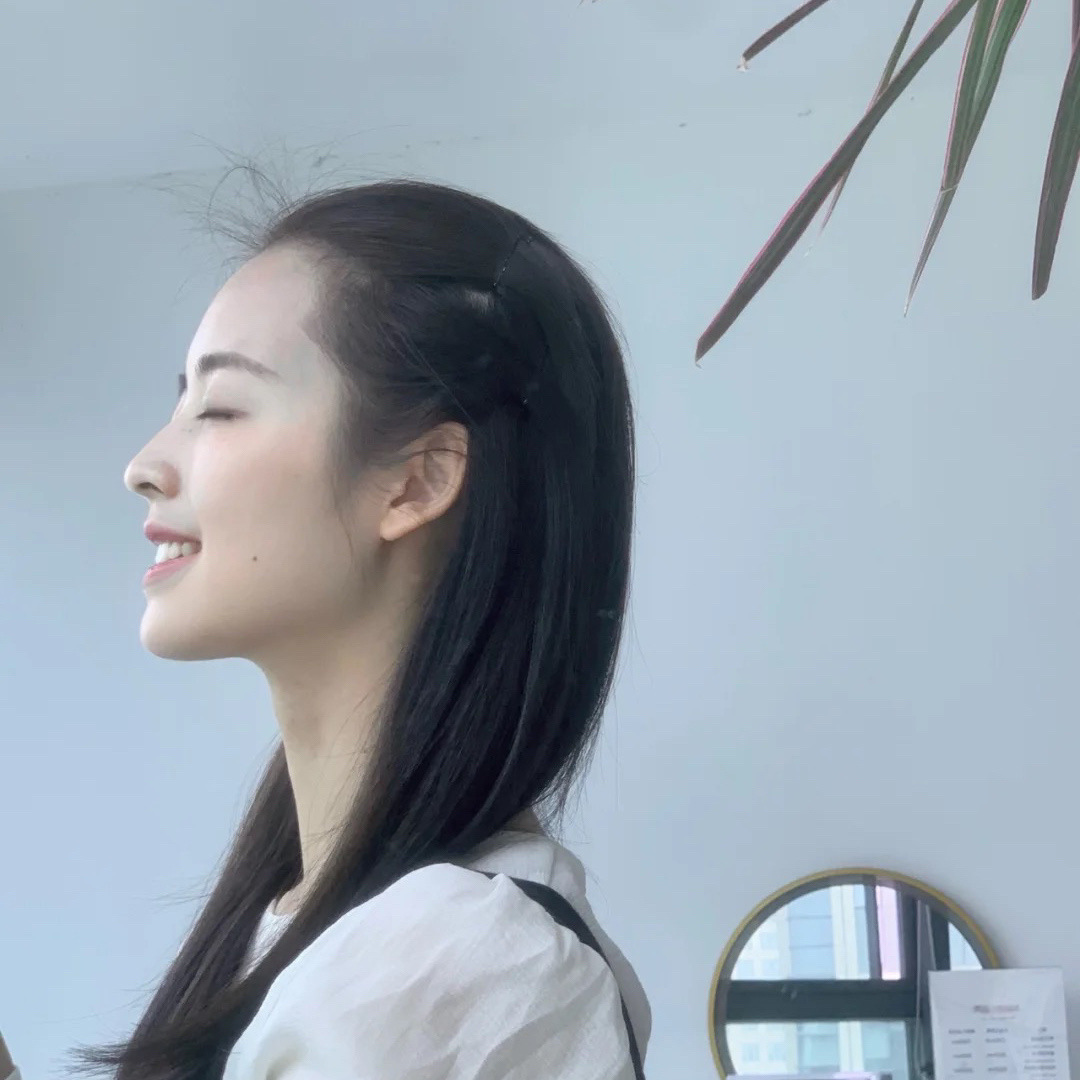 发际线高怎么办巧用发型做修饰,发际线很高怎么办显得额头大