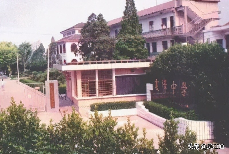 一家三代都是我的女人,我们家的女人越来越多