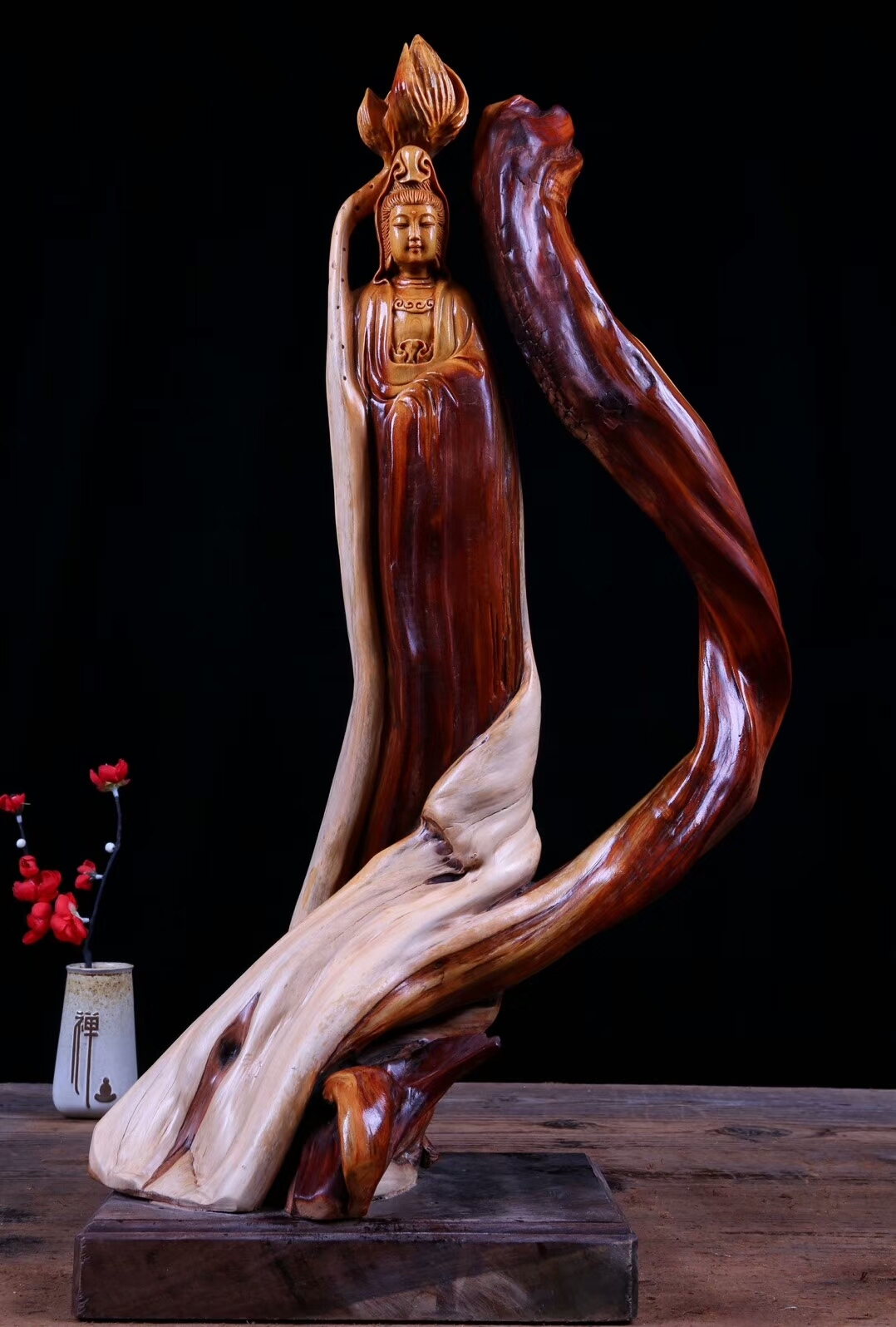 大木头雕刻过程图片欣赏,精雕木头纯手工