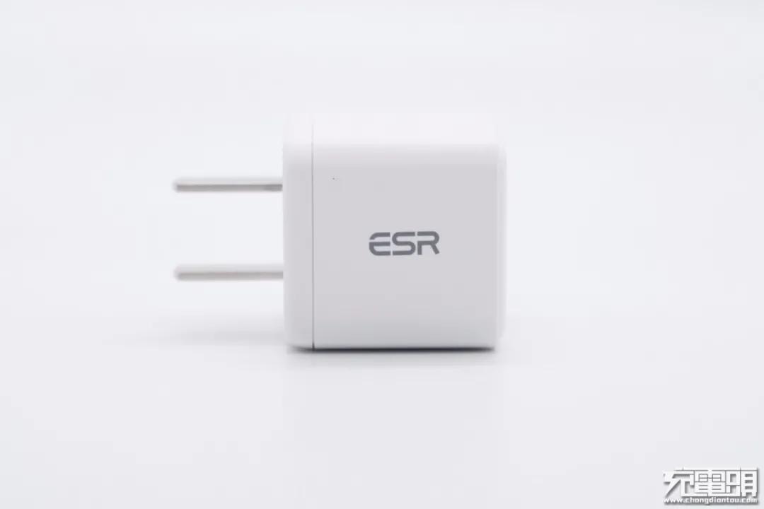 iphone13到底该不该买原装充电器,iphone13有没有充电器