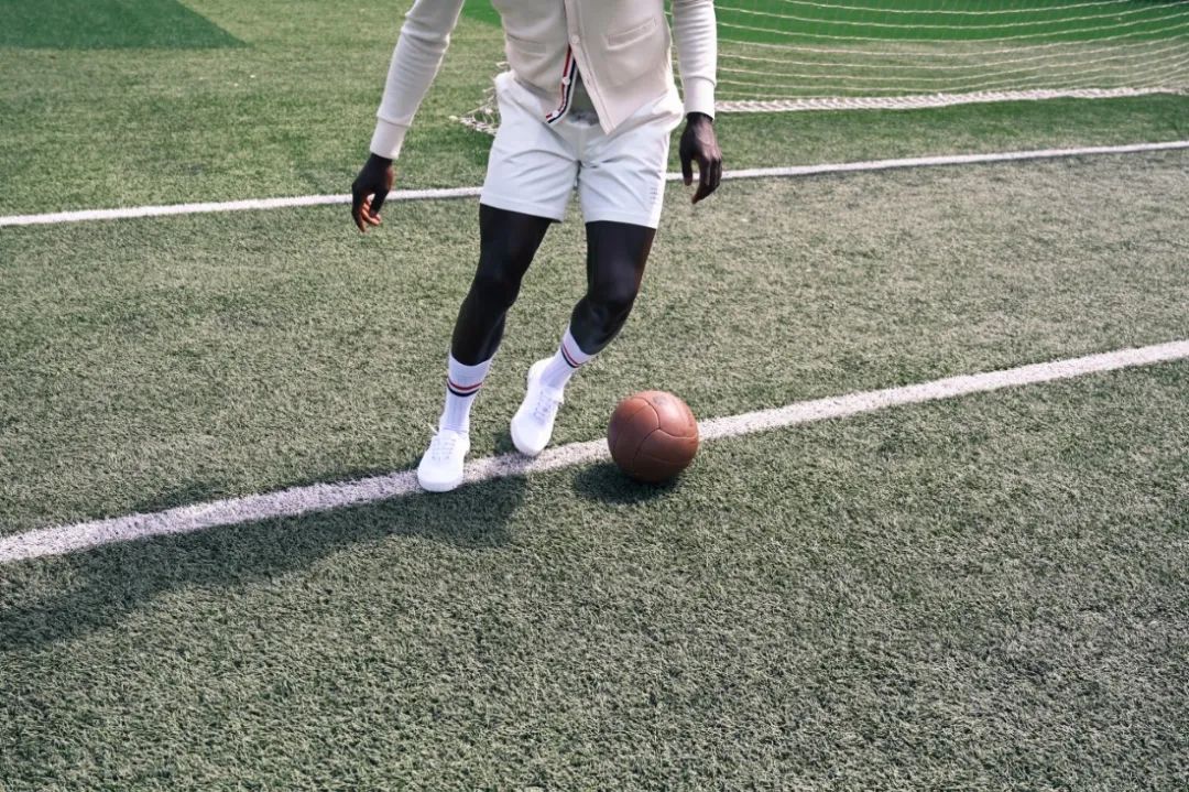 18岁的梅西有多帅,年轻时候的梅西到底有多帅