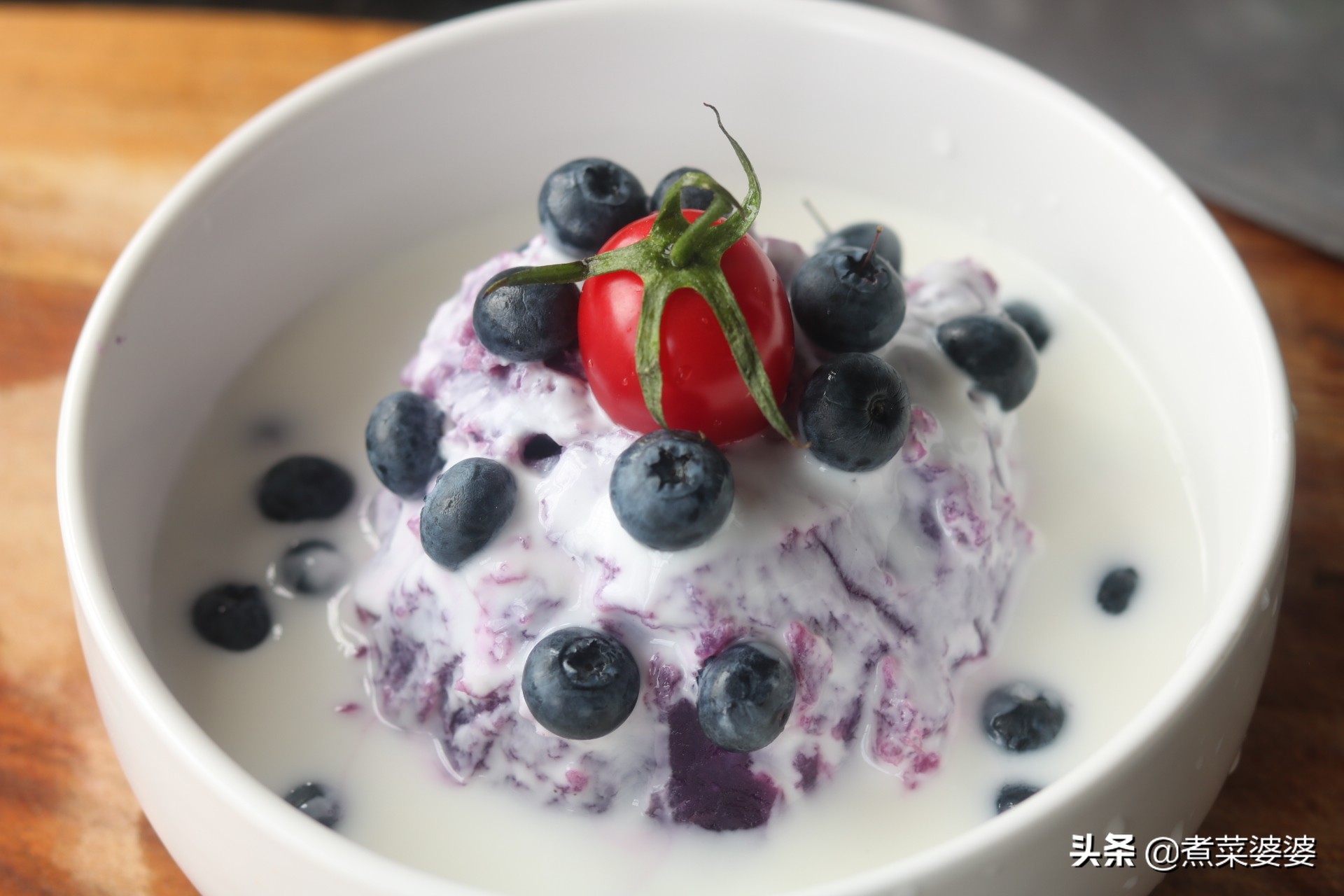 在家里怎么做健康又好吃的冰淇淋,冰淇淋自己在家吃