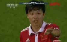 刘翔中国奥运冠军领奖视频,刘翔中国飞人夺冠