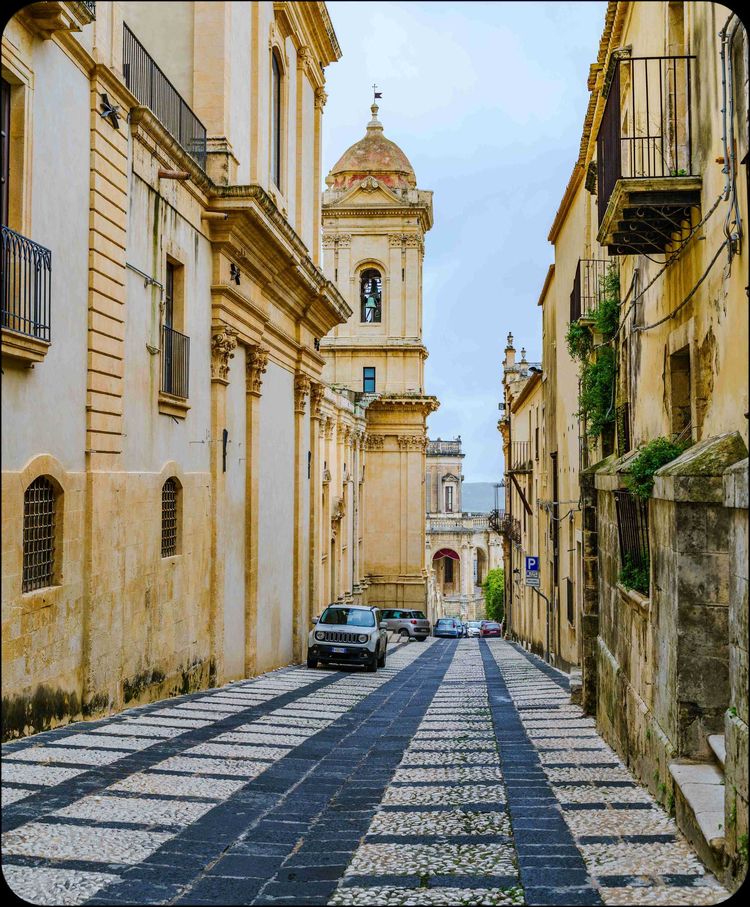 情迷西西里：漫步“蜜糖小城”诺托，感受巴洛克建筑艺术的灵动、浪漫与激情