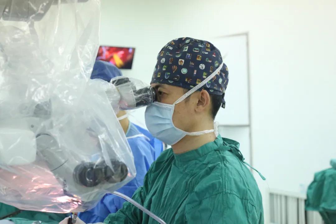 隐性脊柱裂导致尿床怎么办,十二岁隐性脊柱裂尿床