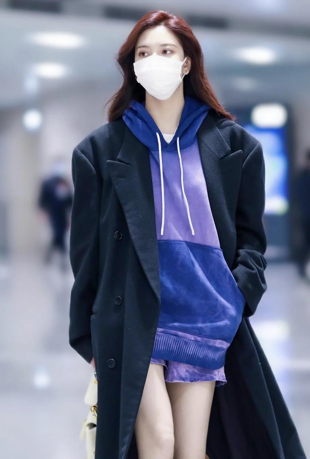 入秋必备的卫衣,入秋必备10款卫衣