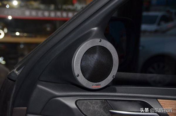 一套发烧级的音响要有哪些设备,真正的发烧级汽车音响功放