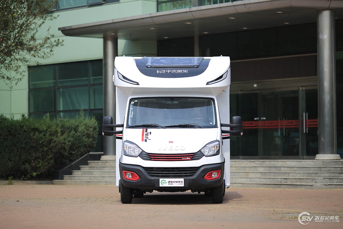 中天房车新季风畅游款,最新版的大通t型房车价格