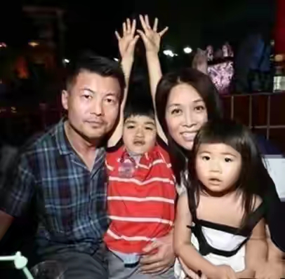 明星那英的婚姻及子女状况,歌手那英和高峰结婚了吗