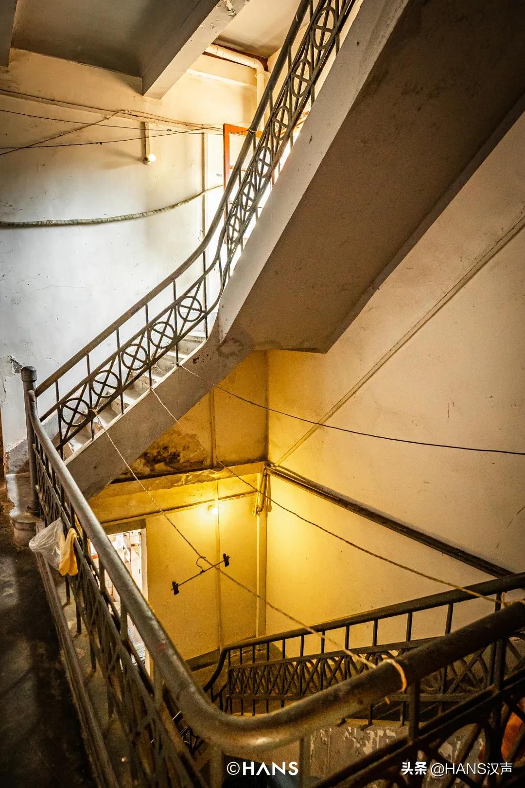 江汉路楼上有人住吗,江汉路楼顶怎么上去