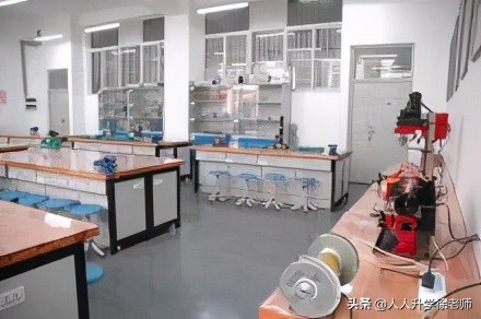 昆明第八中学高中位置,昆明第八中学是高中还是初中