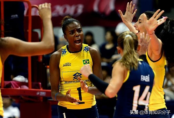 女排球场挑衅,女排的挑衅