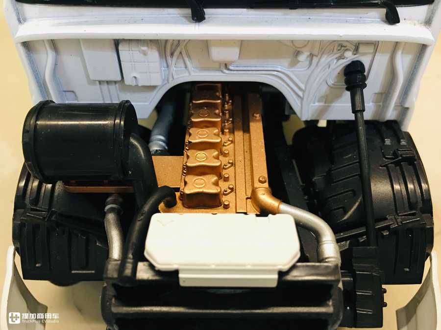 乘龙t7l600马力长头生活舱落地价,乘龙t7卡车最新款