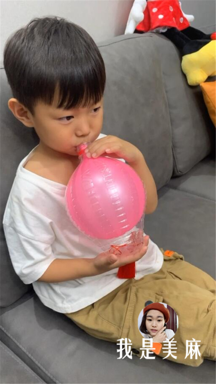 制作手工灯笼的方法简单又漂亮,3-6岁孩子手工做灯笼最简单的方法